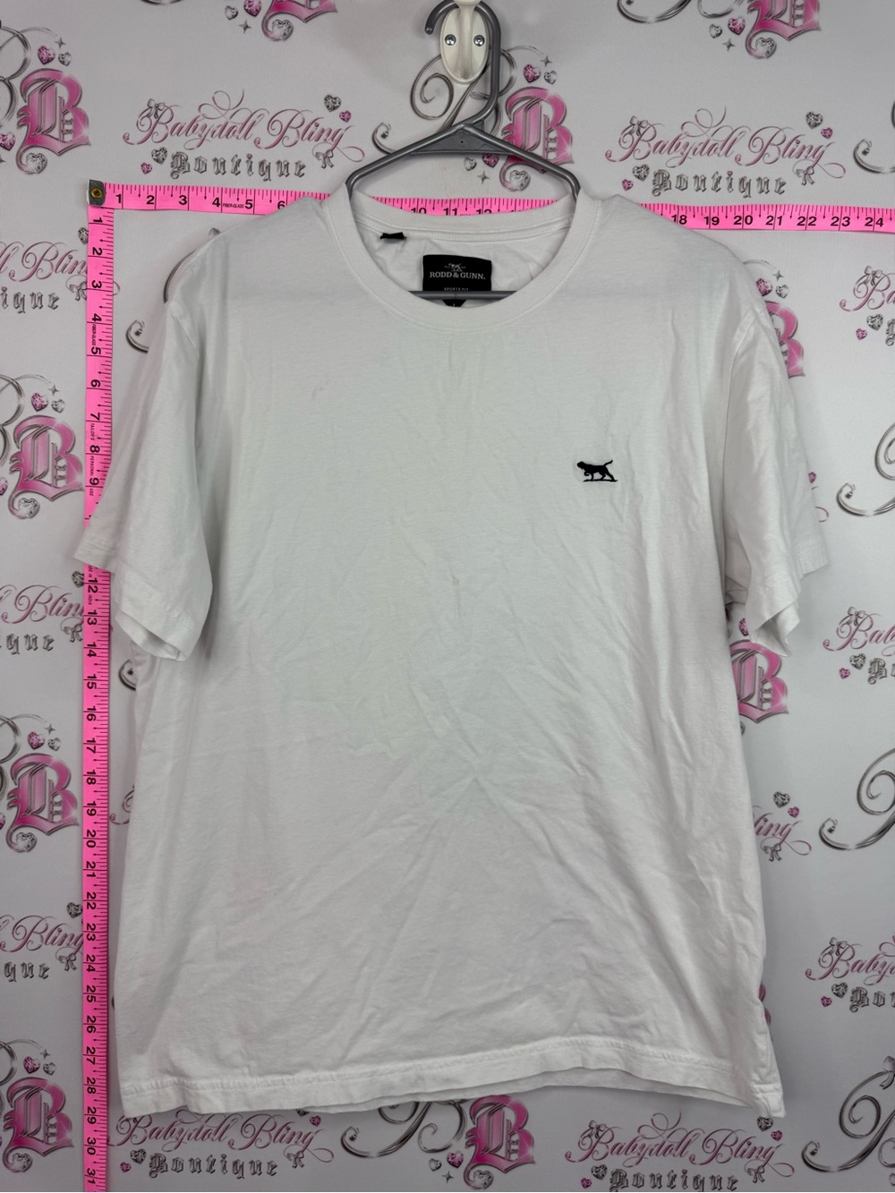 Rodd & Gunn sports fit White Short Sleeve Tee with Black Dog Logo
